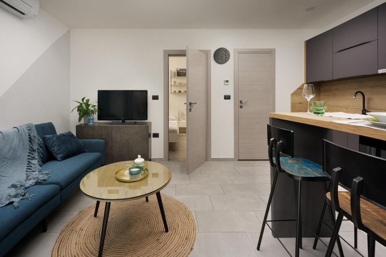 Apartments Elena Tia Медулин Екстер'єр фото