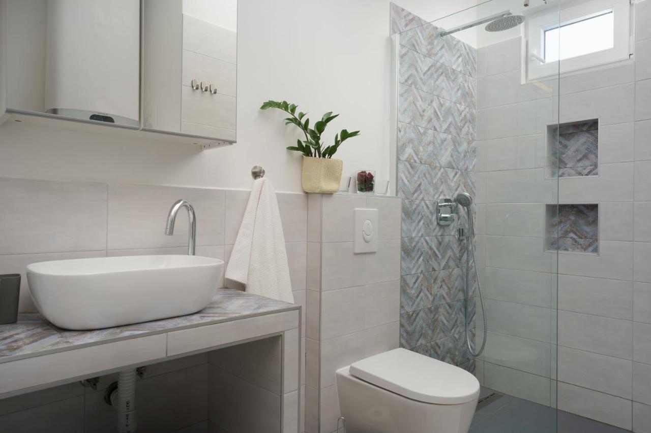 Apartments Elena Tia Медулин Екстер'єр фото